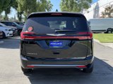 New 2026 Chrysler Pacifica Select image 5