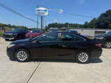 Used 2015 Toyota Camry LE image 4