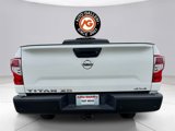 Used 2022 Nissan Titan S image 4