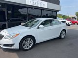 Used 2017 Buick Regal Premium image 2