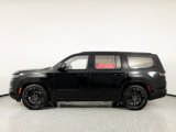 Used 2023 Jeep Grand Wagoneer Series II image 5