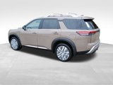 New 2025 Nissan Pathfinder Platinum w/ Cargo Package image 3