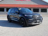 Used 2022 Ford Explorer XLT image 3