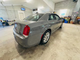 Used 2018 Chrysler 300 Touring L image 6