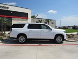 Used 2023 Chevrolet Suburban Premier image 2