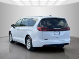 New 2025 Chrysler Pacifica Select image 3