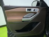 Used 2023 Ford Explorer King Ranch w/ Premium Technology Package image 3