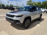 Used 2024 Jeep Compass Trailhawk w/ Trailhawk Elite Group image 2