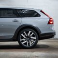 New 2026 Volvo V90 B6 Cross Country Ultra w/ Protection Package Premier image 4
