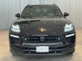 Certified 2024 Porsche Macan image 6