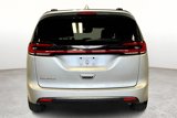 Used 2022 Chrysler Pacifica Touring-L image 5