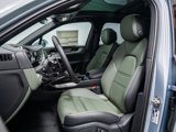 New 2025 Porsche Cayenne image 5