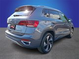 Used 2024 Volkswagen Taos SE image 4