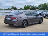 Used 2023 Toyota Camry SE image 5