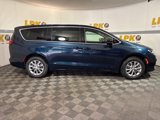 New 2025 Chrysler Pacifica Select image 3