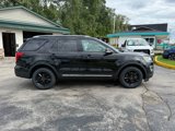Used 2016 Ford Explorer XLT w/ Equipment Group 202A image 6
