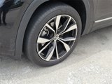 Used 2024 Volkswagen Atlas SEL Premium R-Line image 4