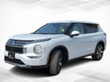 New 2025 Mitsubishi Outlander SE image 3
