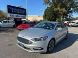 Used 2017 Ford Fusion SE w/ Fusion SE Technology Package image 3