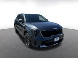 Used 2024 Kia Sorento S image 3