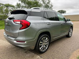 Used 2024 GMC Terrain Denali w/ Denali Premium Package image 4
