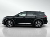New 2025 Nissan Pathfinder Platinum image 4