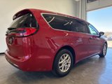 New 2025 Chrysler Pacifica Select image 5