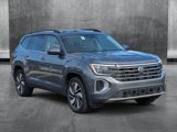 Used 2024 Volkswagen Atlas SE image 3