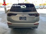 New 2025 Mitsubishi Outlander SE image 4