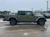 New 2025 Jeep Gladiator Sport image 2