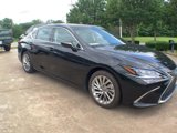 Certified 2022 Lexus ES 350 Ultra Luxury image 2