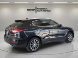 Used 2018 Maserati Levante GranLusso image 3