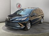 Used 2023 Toyota Sienna Platinum image 3