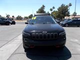 Used 2019 Jeep Cherokee Trailhawk image 2