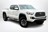 Used 2021 Toyota Tacoma TRD Off-Road image 3