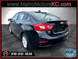 Used 2017 Chevrolet Cruze LT image 3
