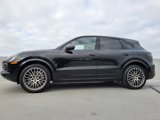 Certified 2023 Porsche Cayenne image 2