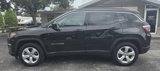 Used 2018 Jeep Compass Latitude image 2