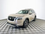 New 2025 Nissan Pathfinder Platinum image 5