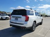 Used 2023 GMC Yukon XL Denali Ultimate image 3