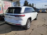 Used 2022 Jeep Grand Cherokee Limited image 5