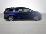 Used 2024 Toyota Sienna Limited image 5