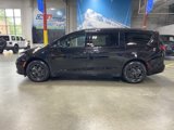 New 2025 Chrysler Pacifica Premium image 2