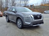 New 2025 Nissan Pathfinder SL image 2