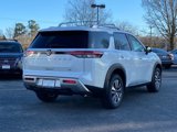 New 2025 Nissan Pathfinder SL image 3