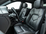 Certified 2019 Porsche Macan image 5