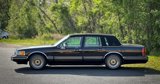 Used 1994 Lincoln Town Car Signature image 4