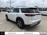 New 2025 Nissan Pathfinder Platinum image 4
