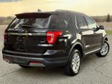 Used 2019 Ford Explorer XLT image 5