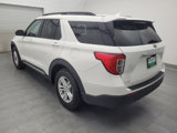 Used 2022 Ford Explorer XLT image 3